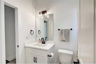 107 W Whitney Street #E, Houston, TX 77018 - Photo 24