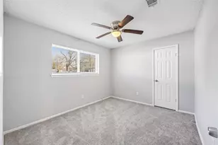 12757 Lake Conroe Hills Dr, Willis, TX 77318 - Photo 26