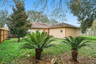 17306 Fife Ln, Webster, TX 77598 - Photo 24
