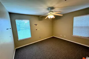4708 Park Dr, Houston, TX 77023 - Photo 16