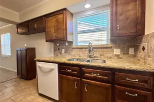11847 Monticeto Ln, Meadows Place, TX 77477 - Photo 6