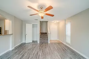 2619 Kiplands Ct, Houston, TX 77014 - Photo 8