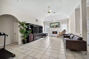 10102 Lizette Ct, Houston, TX 77075 - Photo 10