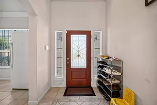10102 Lizette Ct, Houston, TX 77075 - Photo 6