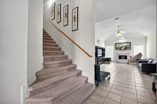 10102 Lizette Ct, Houston, TX 77075 - Photo 8