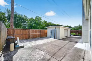 10102 Lizette Ct, Houston, TX 77075 - Photo 46