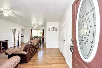 11029 Muscatine Street, Houston, TX 77029 - Photo 2