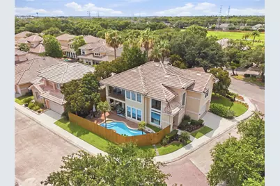 320 Harborside Circle, Kemah, TX 77565 - Photo 1