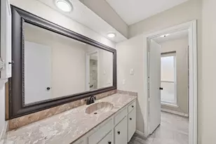 11910 Pebble Rock Dr, Houston, TX 77077 - Photo 14
