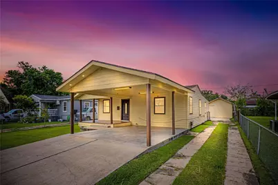 10221 Flaxman St Street, Houston, TX 77029 - Photo 1