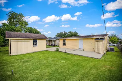 10221 Flaxman St Street, Houston, TX 77029 - Photo 20
