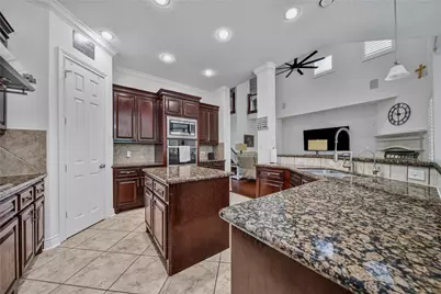 404 Trade Winds Court, Montgomery, TX 77316 - Photo 12