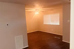 4805 Crepe Myrtle Ln, Pasadena, TX 77505 - Photo 2