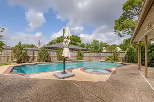 15002 Trowbridge Ct, Houston, TX 77062 - Photo 4