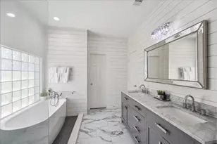 1418 Summer Forest Dr, Sugar Land, TX 77479 - Photo 20