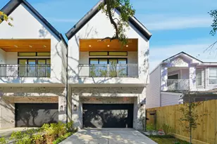 525 W 26th St, Houston, TX 77008 - Photo 2