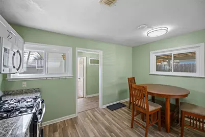 113 Tarpon Avenue, Galveston, TX 77550 - Photo 6