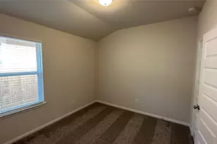 221 Harper Ridge Dr, Conroe, TX 77316 - Photo 18