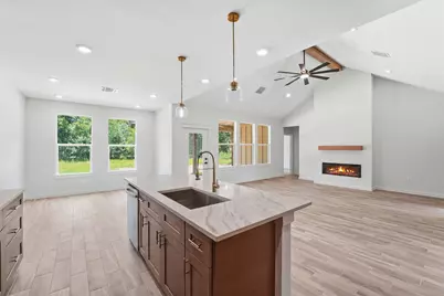 16629 Avery Street, Conroe, TX 77302 - Photo 8