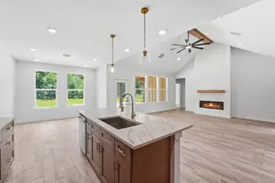 16629 Avery St, Conroe, TX 77302 - Photo 8