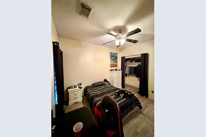 6611 Morningsage Lane, Houston, TX 77088 - Photo 6