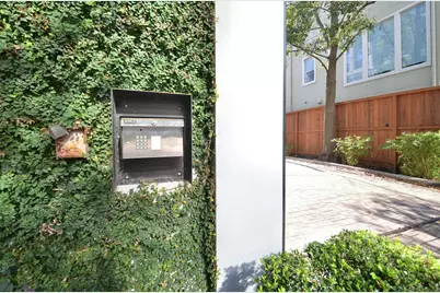 1818 Binz Street #E, Houston, TX 77004 - Photo 2