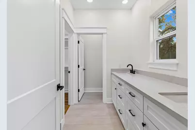 260 Wildwood Drive, Onalaska, TX 77360 - Photo 12