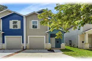 911 W Lewis St, Conroe, TX 77301 - Photo 1