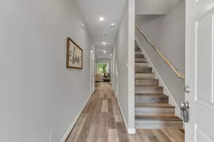 911 W Lewis St, Conroe, TX 77301 - Photo 2