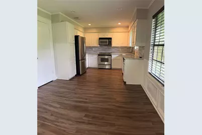 109 Mistletoe Street, Lake Jackson, TX 77566 - Photo 1