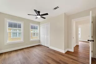 520 E Fayle St, Baytown, TX 77520 - Photo 20