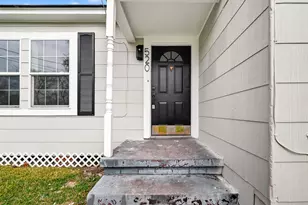 520 E Fayle St, Baytown, TX 77520 - Photo 6