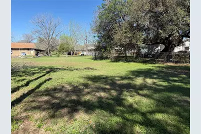 706 Grant Street, Cuero, TX 77954 - Photo 1