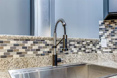 1312 Live Oak Street #223, Houston, TX 77003 - Photo 8