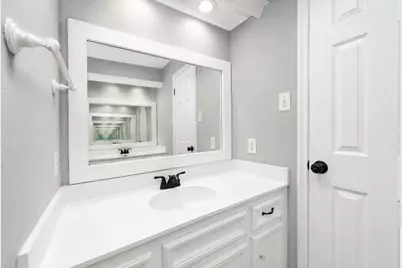 11711 Gardenglen Drive, Houston, TX 77070 - Photo 32