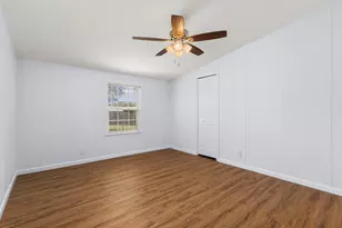 1031 County Rd 152, Columbus, TX 78934 - Photo 20