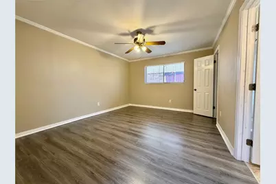1405 N Avenue M, Freeport, TX 77541 - Photo 18