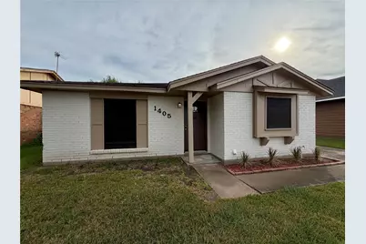 1405 N Avenue M, Freeport, TX 77541 - Photo 2