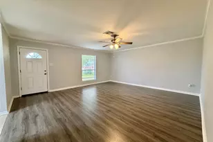 1405 N Avenue M, Freeport, TX 77541 - Photo 6