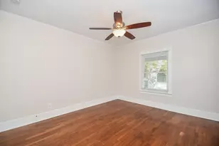 4625 Pineridge St, Houston, TX 77009 - Photo 32