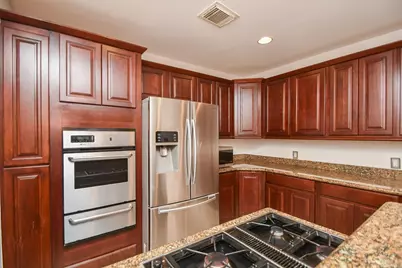 4625 Pineridge Street, Houston, TX 77009 - Photo 14