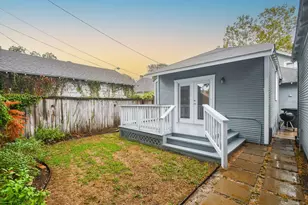 4625 Pineridge St, Houston, TX 77009 - Photo 36