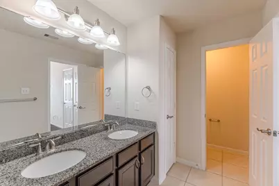 14310 Silver Hollow Lane, Houston, TX 77082 - Photo 22