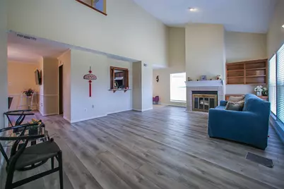 9511 Sharpcrest Street, Houston, TX 77036 - Photo 4