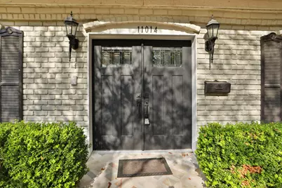 11014 Wickersham Lane, Houston, TX 77042 - Photo 6