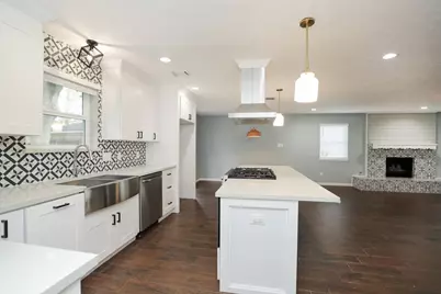 11014 Wickersham Lane, Houston, TX 77042 - Photo 16