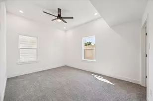 9806 Pelsey, Houston, TX 77029 - Photo 10