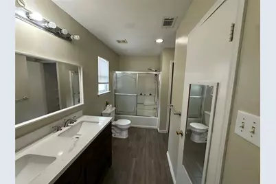6814 Cheshire Park Road, Houston, TX 77088 - Photo 10