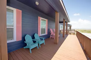 1922 Bluewater Hwy, Surfside Beach, TX 77541 - Photo 6