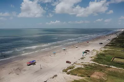 1922 Blue Water Highway, Surfside Beach, TX 77541 - Photo 48